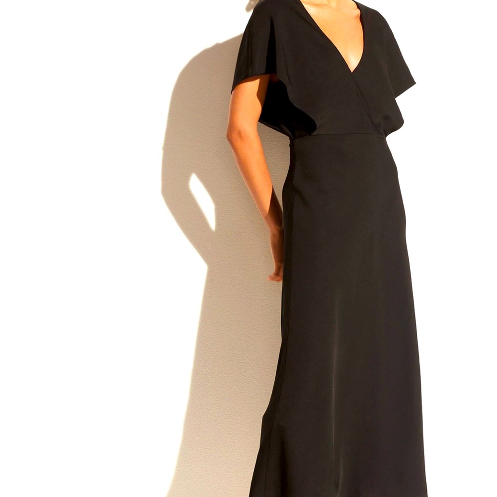 Vince Flutter sleeve V-neck midi dress in black